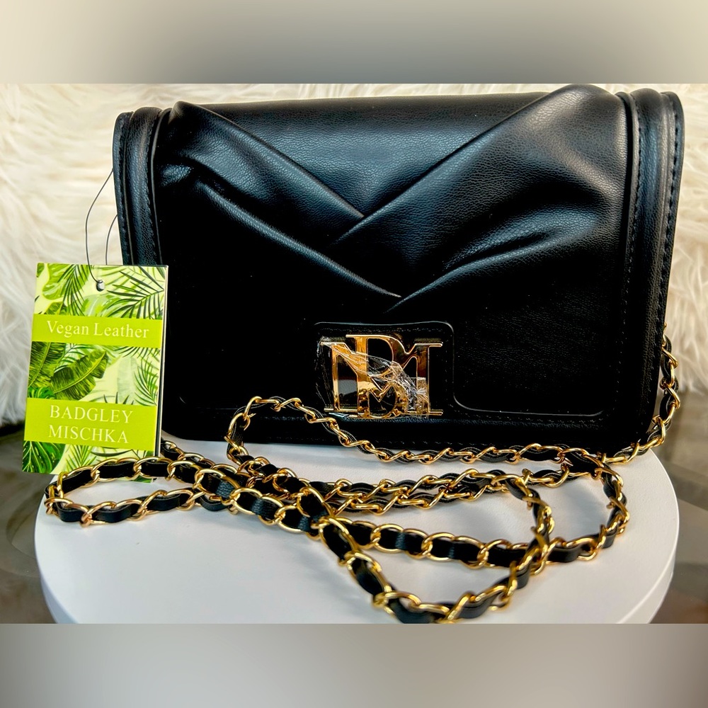 Badgley Mischka crossbody bag NWT
